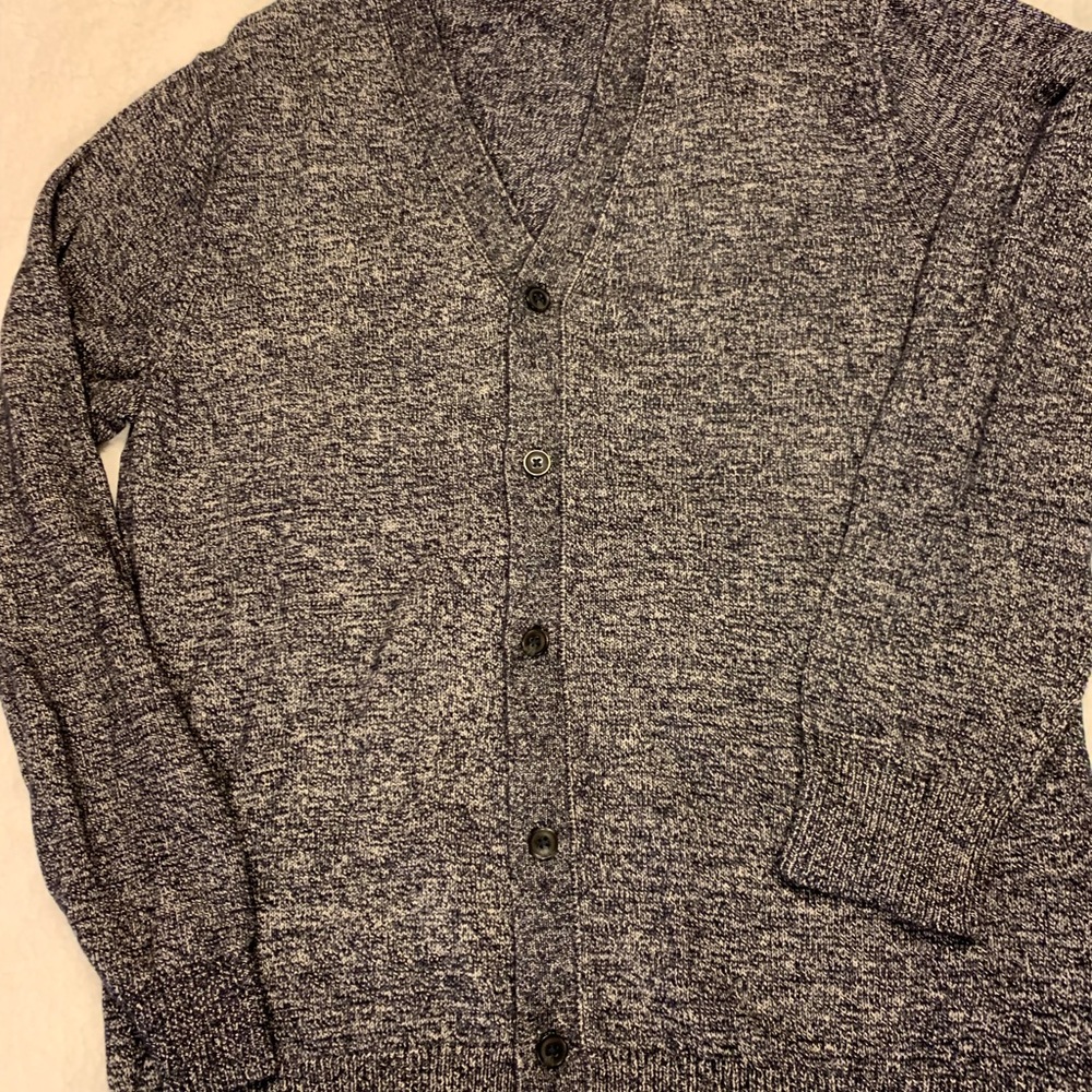 Light weight Banana Republic sweater (Large)